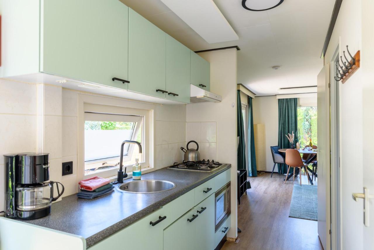 Gezellig Chalet Aan De Veluwse Bosrand Putten Exteriör bild